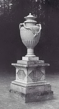 Декоративная мраморная ваза в усадебном парке. 1958
