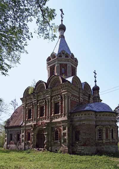 Усадебная церковь. Фото автора. 2007
