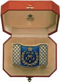 Шкатулка с монограммой Николая II с короной. 1913. Фирма семьи Болин. Золото, бриллианты, эмаль