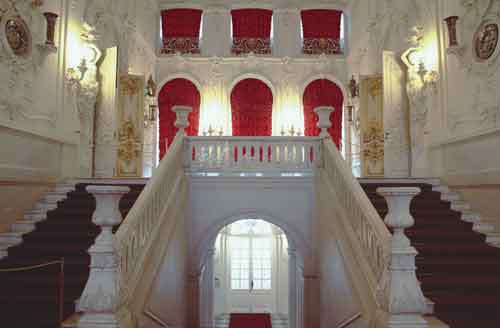 Парадная лестница Большого Царскосельского дворца Архитектор И.Монигетти. 1860-е годы
