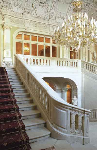 Парадная лестница в Юсуповском дворце на Мойке. Архитектор И.Монигетти. 1858–1860