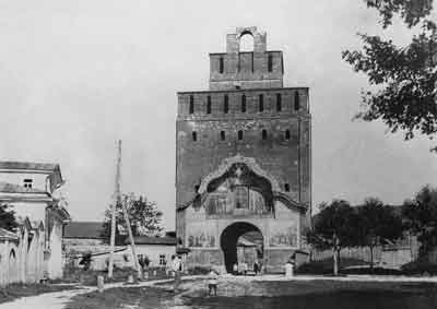 Коломна. Пятницкие ворота и дом Луковкина. 1890-е годы
