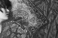 Катя Голицына. Фото-композиции из цикла «Флаконы, кружево, шелка»