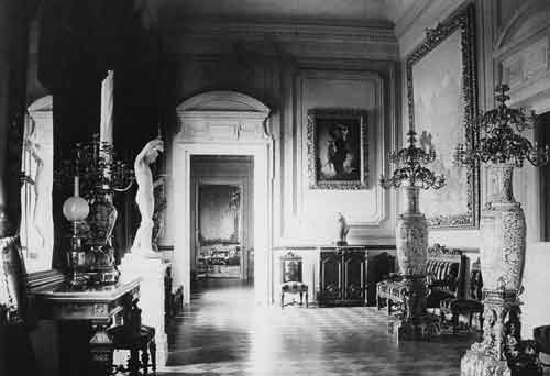 Анфилада комнат в особняке барона А.Л.Штиглица. Фото конца XIX века
