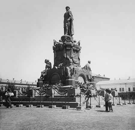 Самара. Памятник Александру II. Фотография 1901 года