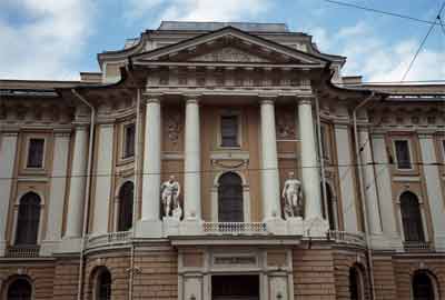Здание Императорской Академии художеств, где в 1858 году впервые экспонировалось «Явление Мессии». Фото Е.Шорбан
