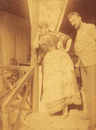 	Л.П.Лазарева и К.А.Коровин на террасе дачи в Перловке. Начало 1890-х годов. Фотография К.П.Лазаревой