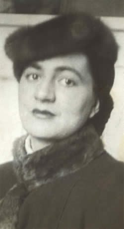 Нина Ватолина. 1938
