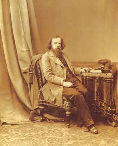 Д.И.Менделеев. 1880. Фото А.Карелина
